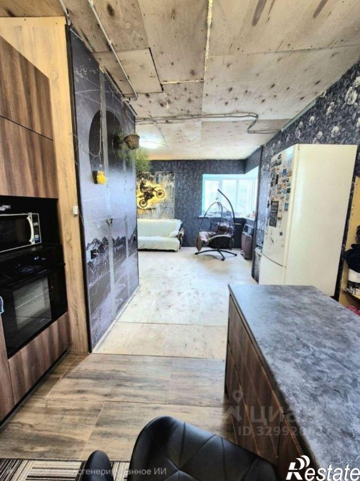 4-комн квартира ул Красных Зорь, 1,  д. 1
