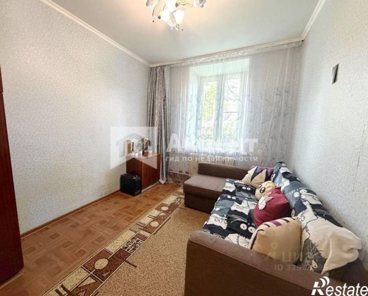 3-комн квартира Весенняя улица, 1,  д. 1