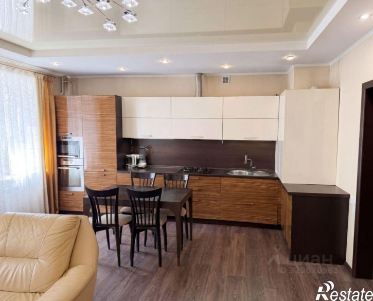 2-комн квартира улица Зверева, 17,  д. 17