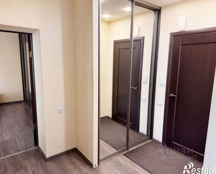 2-комн квартира улица Зверева, 17,  д. 17