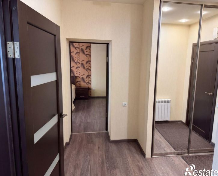2-комн квартира улица Зверева, 17,  д. 17