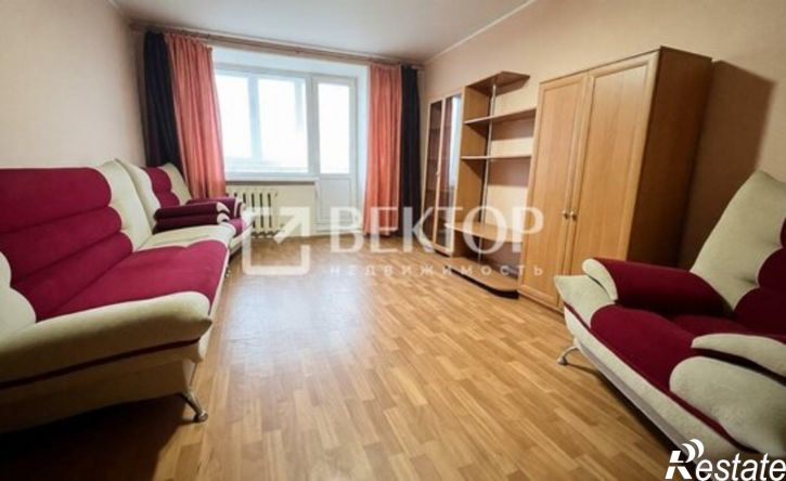 4-комн квартира 1-я Полевая улица, 33,  д. 33