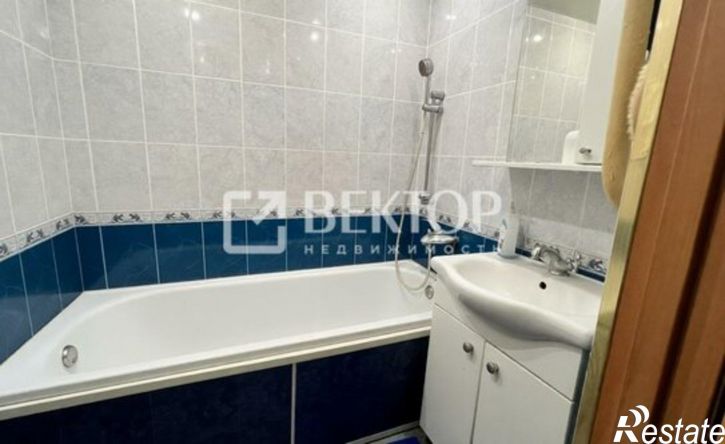 4-комн квартира 1-я Полевая улица, 33,  д. 33
