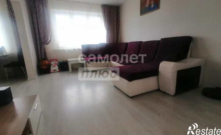 3-комн квартира улица Парижской Коммуны, 41,  д. 41