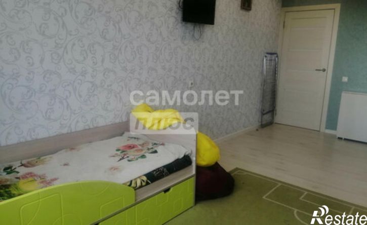 3-комн квартира улица Парижской Коммуны, 41,  д. 41