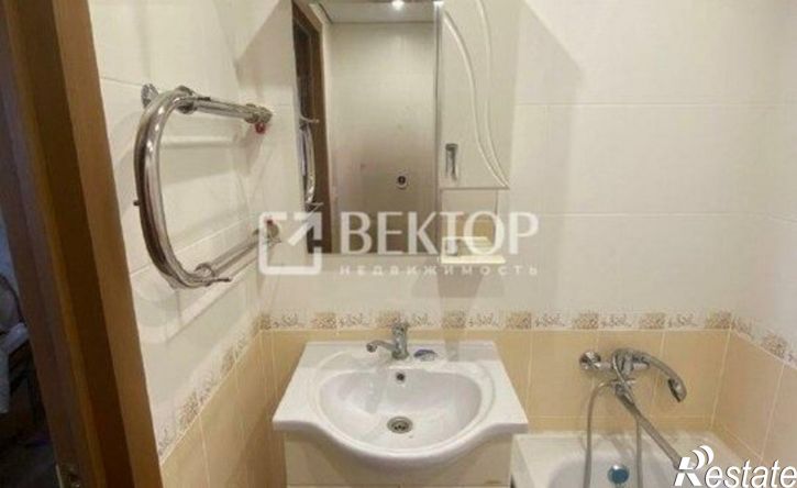 2-комн квартира Революционная улица, 16,  д. 16