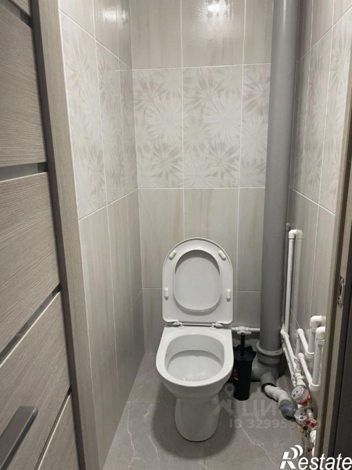 3-комн квартира улица Танкиста Александрова, 15,  д. 15