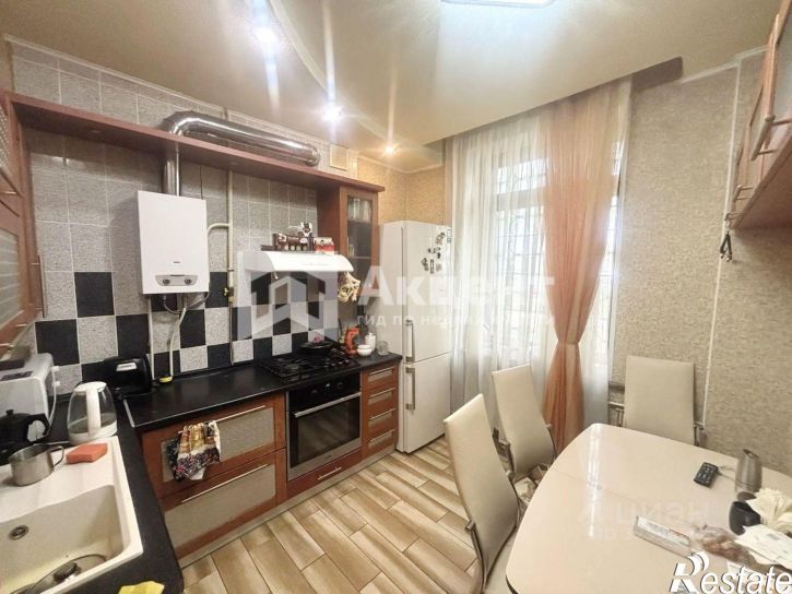 2-комн квартира улица Каравайковой, 137,  д. 137