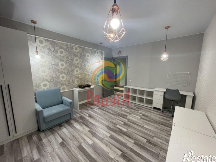 3-комн квартира улица Парижской Коммуны, 41,  д. 41
