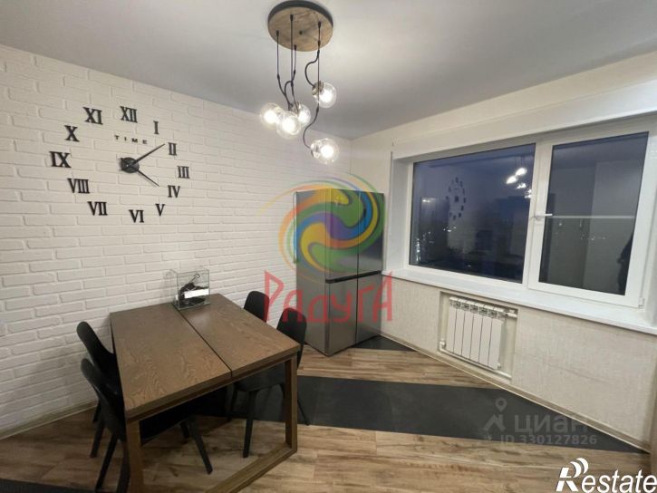 3-комн квартира улица Парижской Коммуны, 41,  д. 41