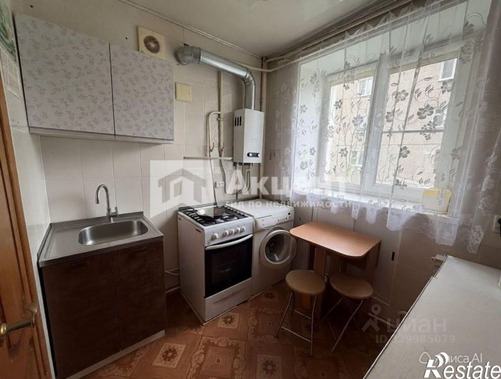 3-комн квартира ул Каравайковой, 52,  д. 52