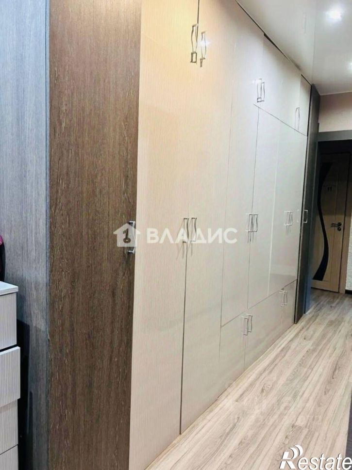3-комн квартира микрорайон Рождественский, 8