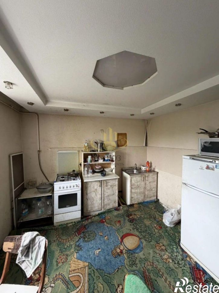 4-комн квартира улица Сарментовой, 10,  д. 10