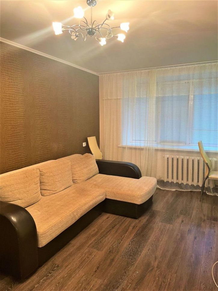 2-комн квартира улица Ермака, 15