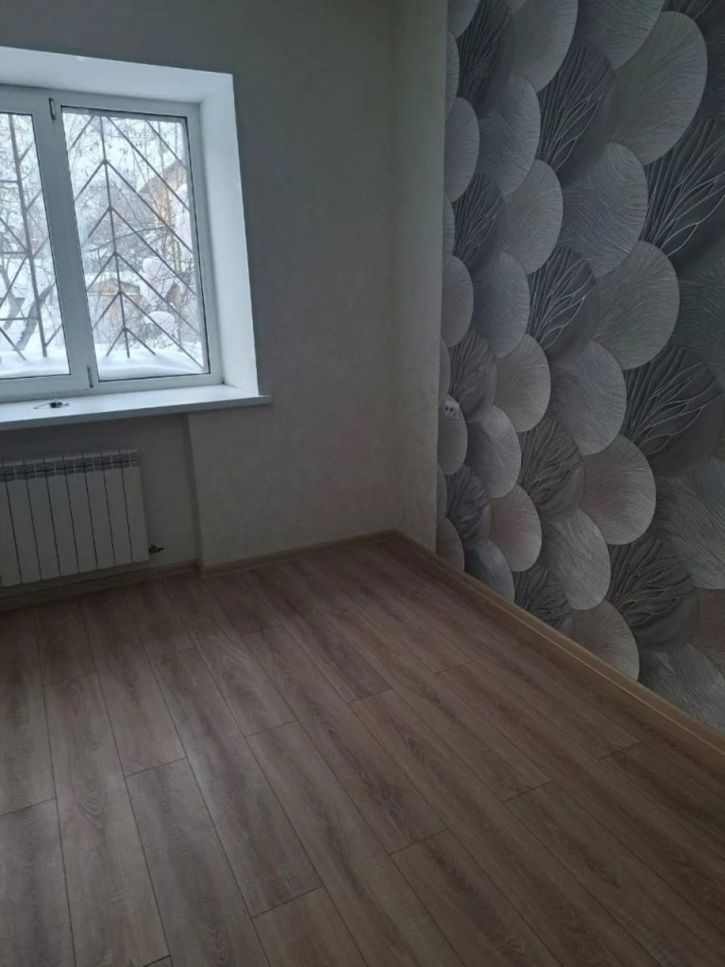 Комната Красных Зорь ул, 1