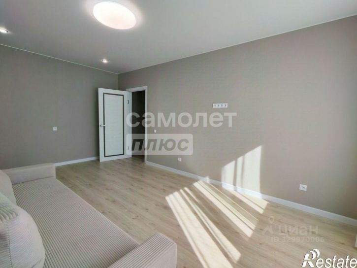 2-комн квартира улица Зверева, 39,  д. 39