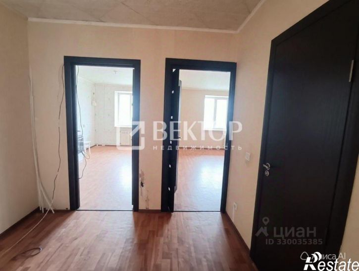 1-комн квартира Революционная улица, 32,  д. 32