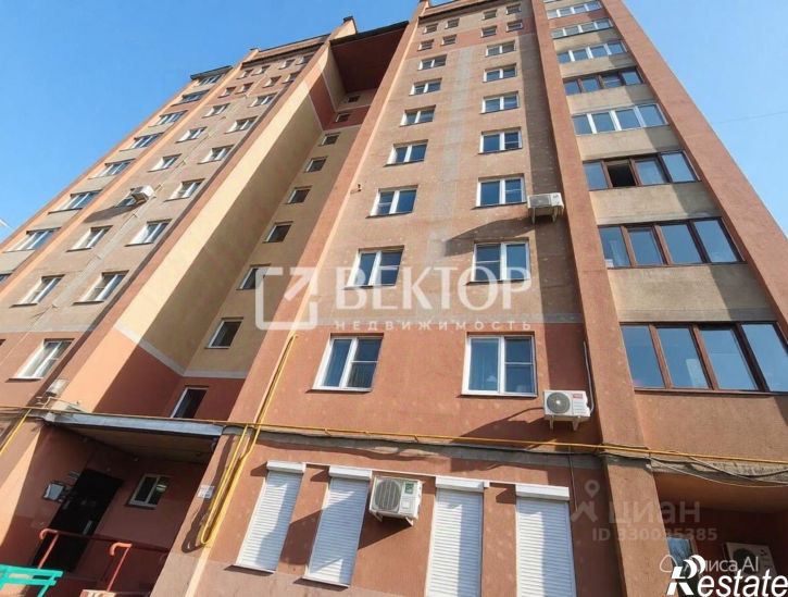 1-комн квартира Революционная улица, 32,  д. 32