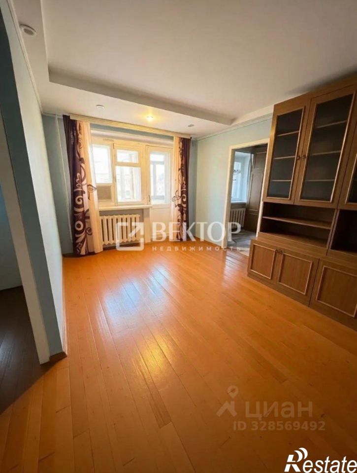 2-комн квартира улица Богдана Хмельницкого, 54,  д. 54