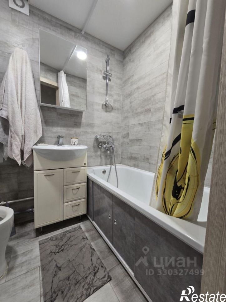 2-комн квартира ул 8 Марта, 31,  д. 31