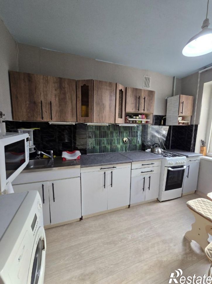 4-комн квартира ул Полка "Нормандия-Неман", 83 2,  д. 83 2,  к. 2