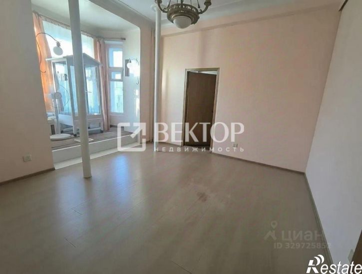 2-комн квартира ул Демидова, 6,  д. 6