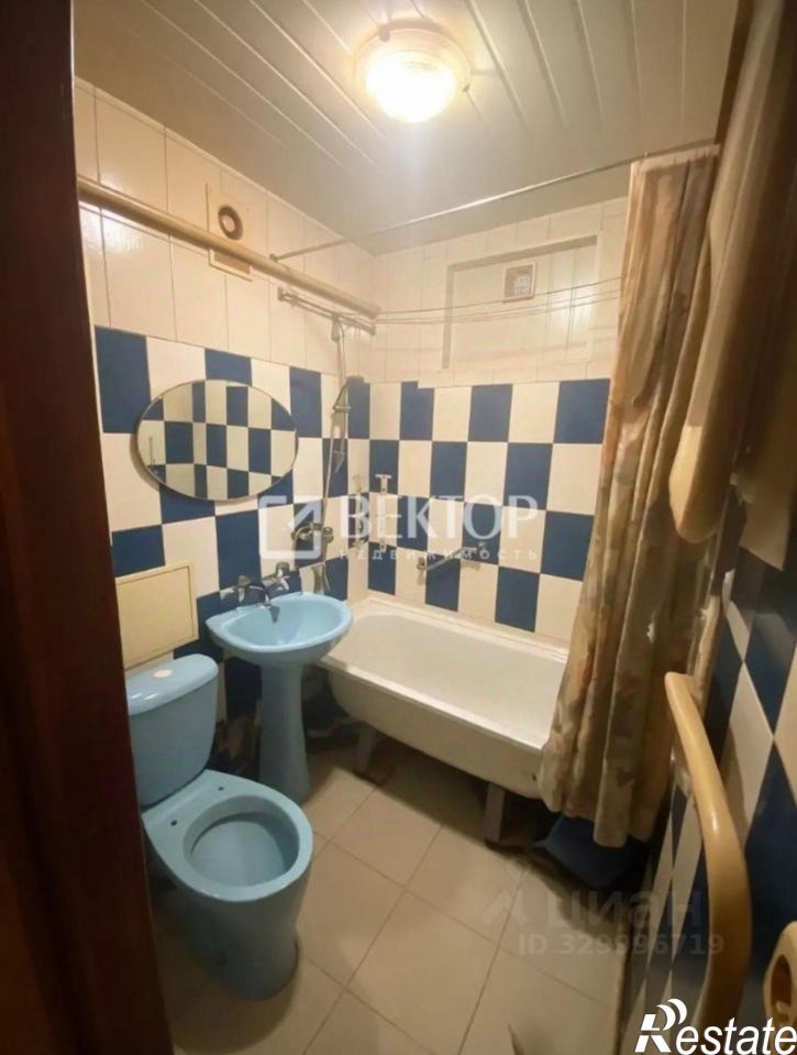 2-комн квартира пр-кт Строителей, 3,  д. 3