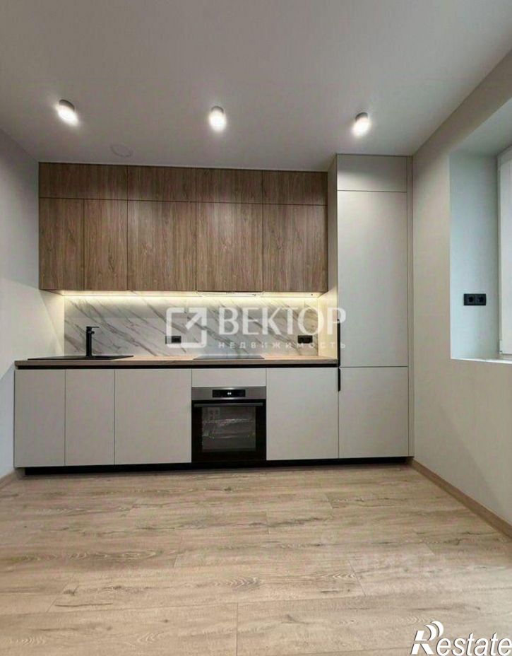 1-комн квартира ул Парижской Коммуны, 55,  д. 55