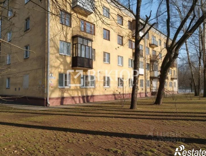 2-комн квартира пр-кт Строителей, 3,  д. 3