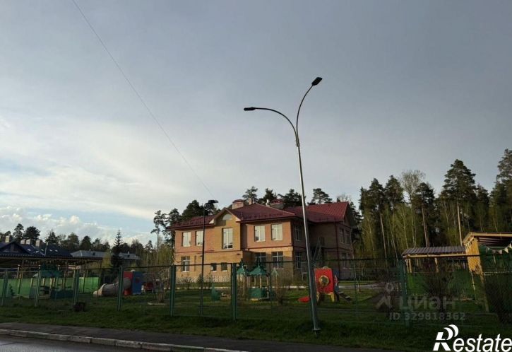 2-комн квартира ул Окуловой, 73,  д. 73