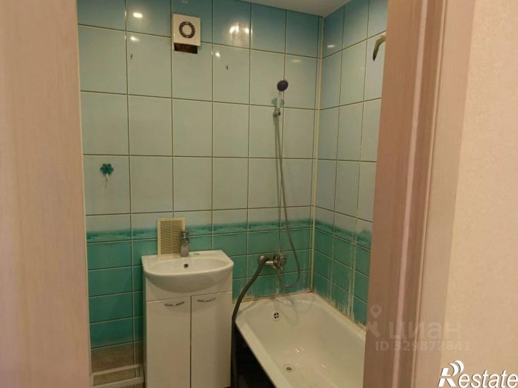 2-комн квартира Революционная улица, 24 к4,  д. 24 к4