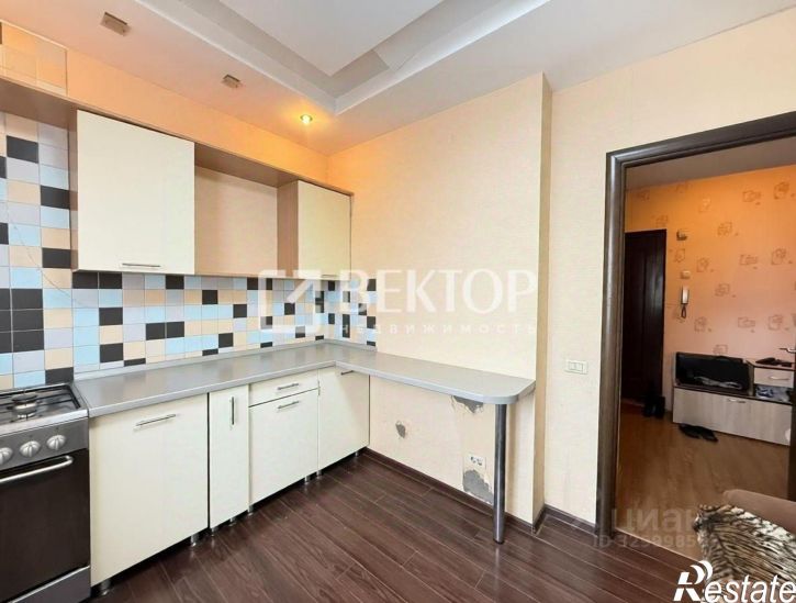 1-комн квартира улица 10 Августа, 56,  д. 56