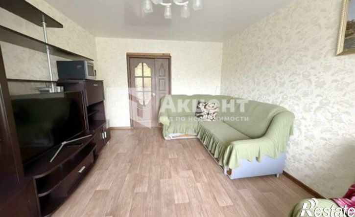 3-комн квартира пр-кт Строителей, 106,  д. 106