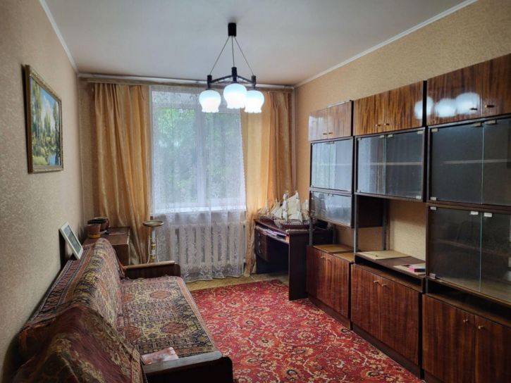 3-комн квартира Поэта Майорова ул, 16