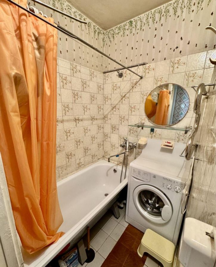 2-комн квартира Постышева ул, 48