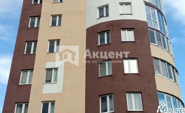 3-комн квартира улица 10 Августа, 87,  д. 87
