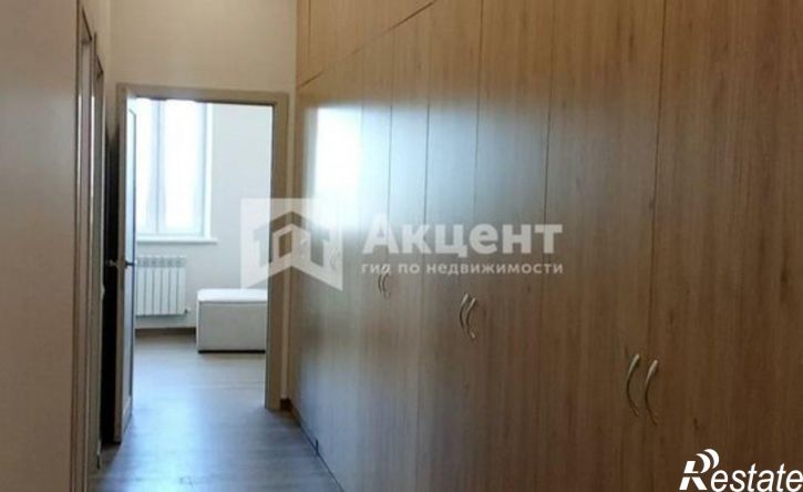 3-комн квартира улица 10 Августа, 87,  д. 87