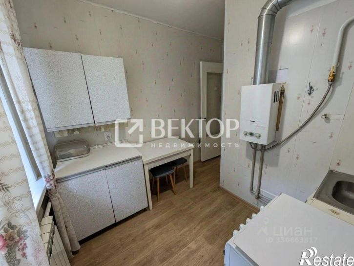 4-комн квартира ул Степана Халтурина, 6,  д. 6