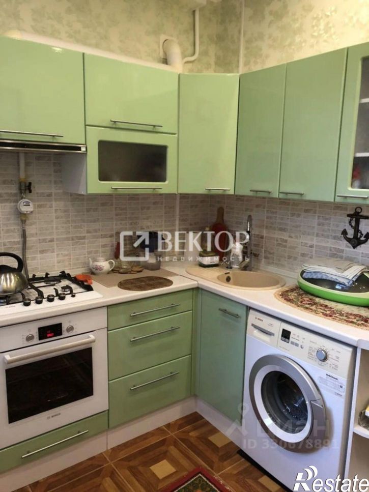 3-комн квартира улица Суворова, 15/16,  д. 15/16
