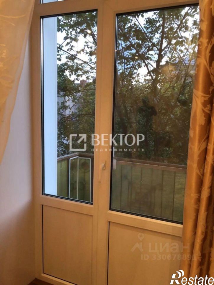 3-комн квартира улица Суворова, 15/16,  д. 15/16