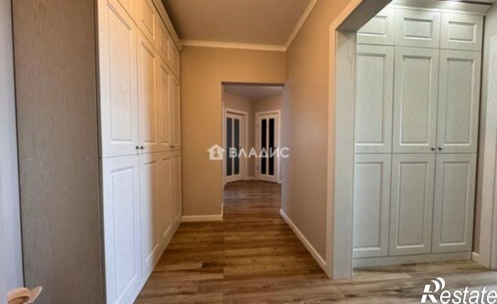 3-комн квартира улица Парижской Коммуны, 41,  д. 41