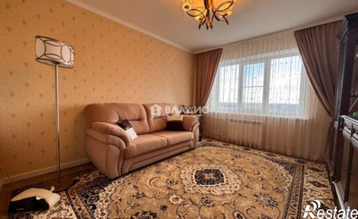 3-комн квартира улица Парижской Коммуны, 41,  д. 41