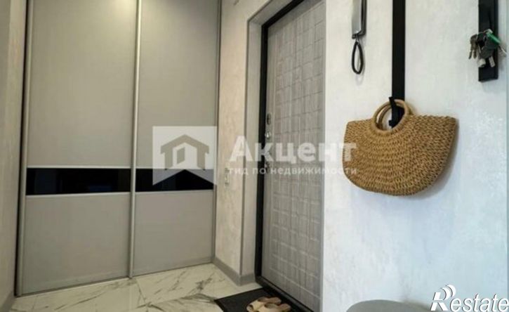 2-комн квартира ул Зверева, 39,  д. 39