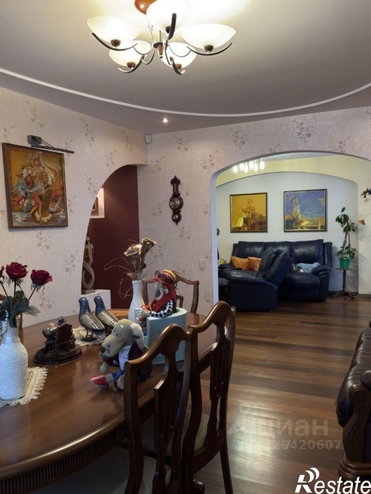 4-комн квартира ул Куконковых, 152,  д. 152