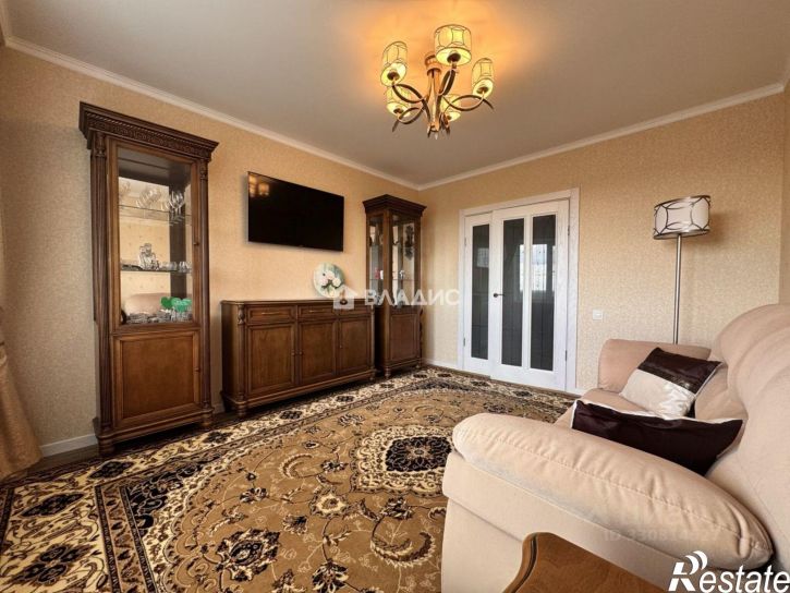 3-комн квартира улица Парижской Коммуны, 41,  д. 41