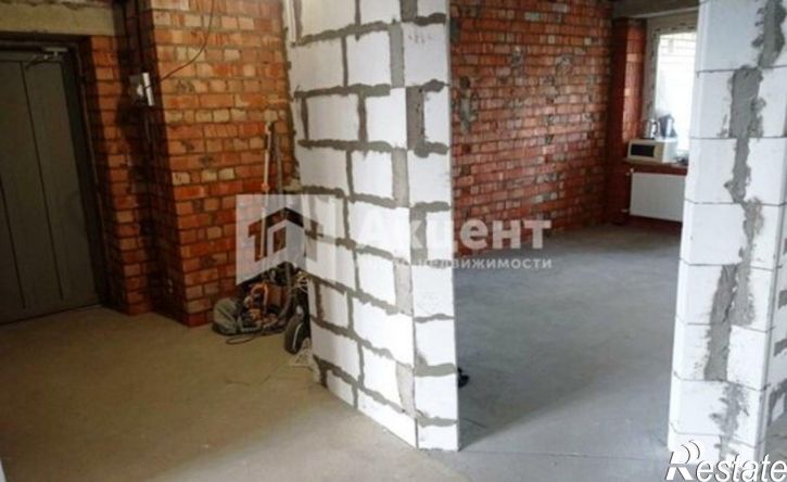 3-комн квартира улица Парижской Коммуны, 57А,  д. 57А