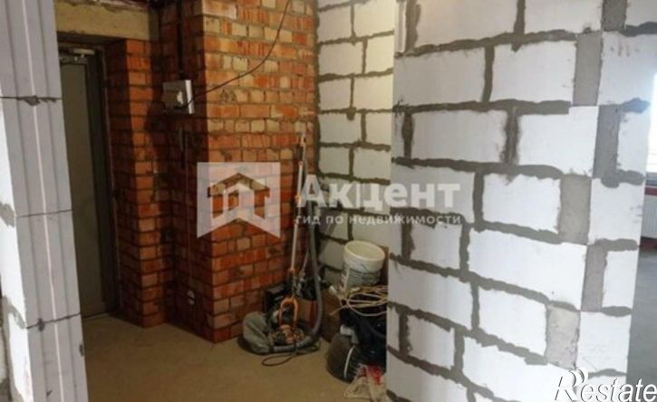 3-комн квартира улица Парижской Коммуны, 57А,  д. 57А