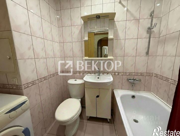 3-комн квартира ул Громобоя, 15,  д. 15