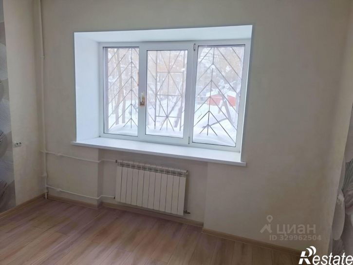 Комната ул Красных Зорь, 1,  д. 1