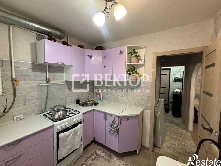 2-комн квартира проспект Строителей, 3,  д. 3
